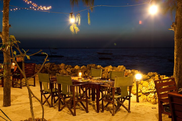 Dining 43 of 46