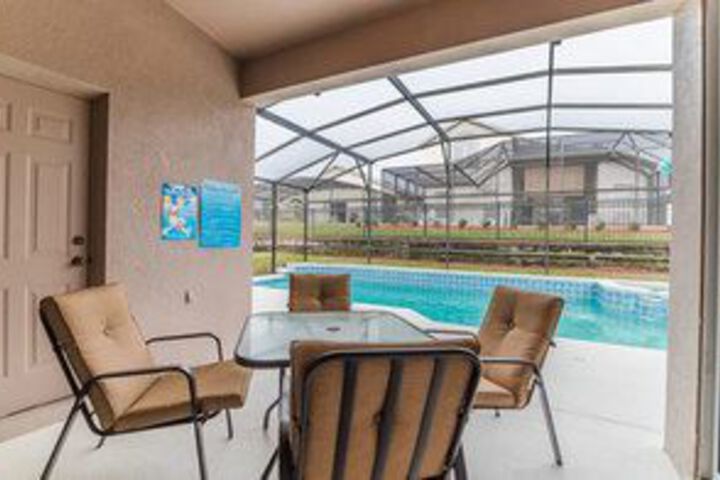 Pool 19 of 24