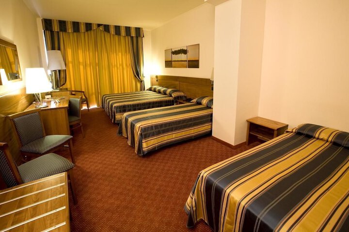 Room 2 of 13