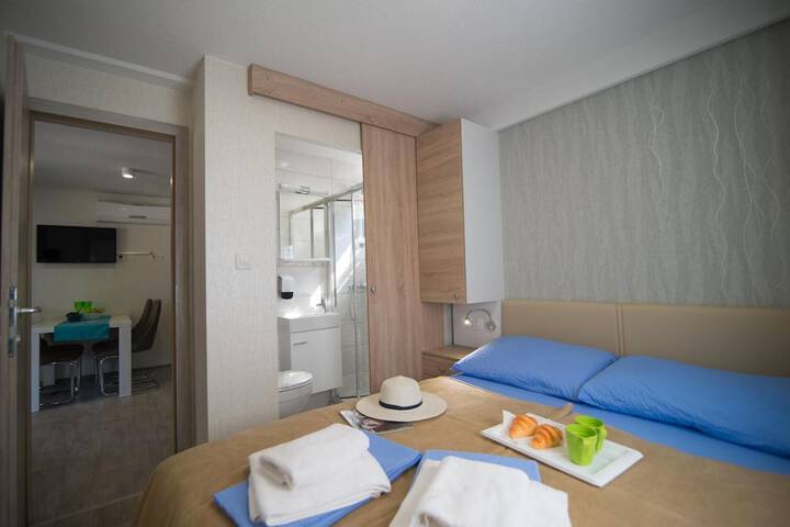 Room 12 of 55