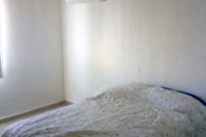 Room 2 of 8