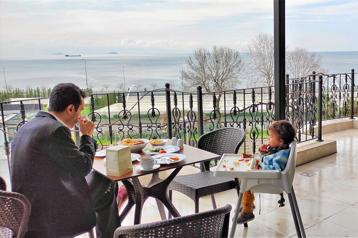 Saruhan Hotel