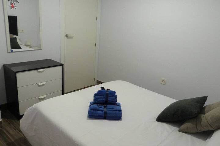 Room 7 of 14