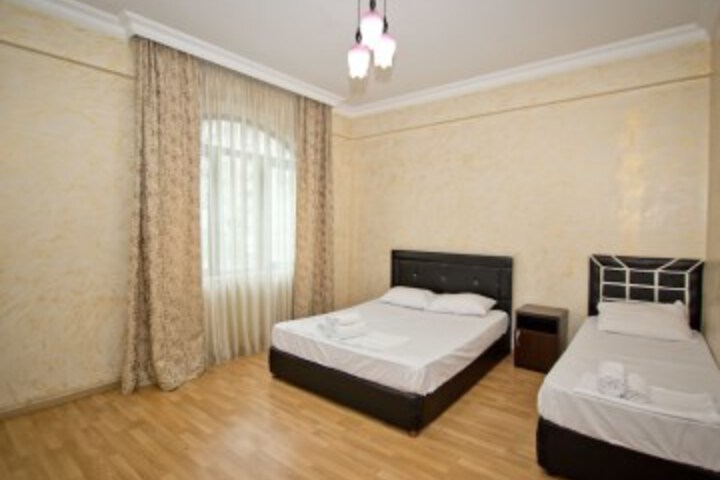 Room 69 of 93