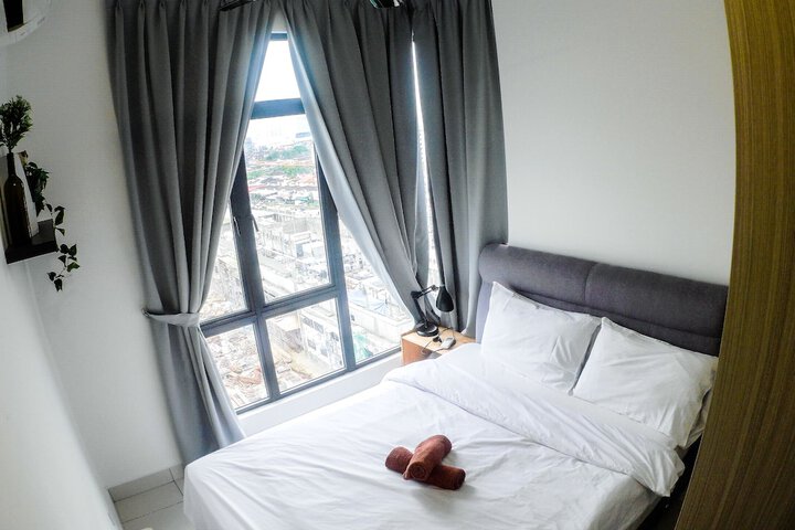 Room 27 of 96