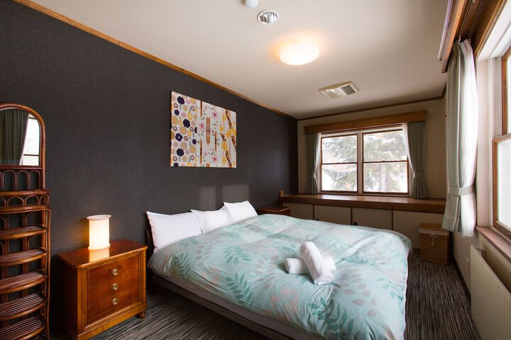 Room 21 of 84
