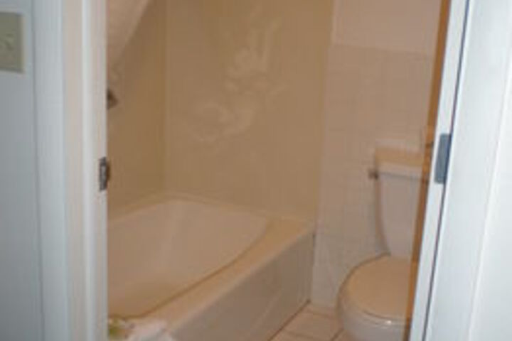 Room 3 of 21