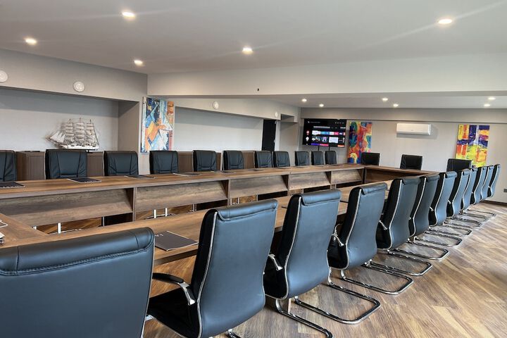 Business Center 39 of 42
