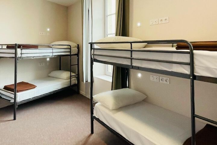 Room 12 of 39