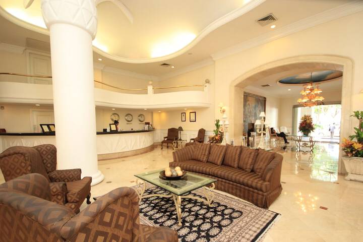 Guest Lobby
