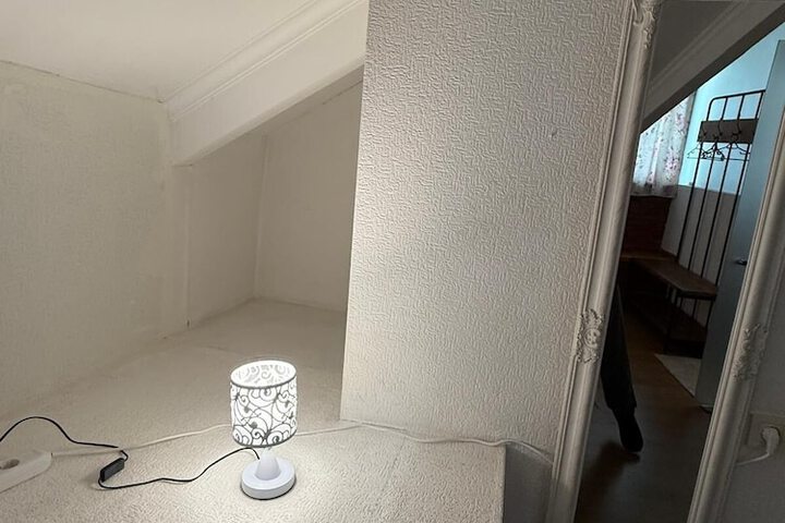 Room 19 of 120