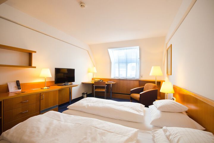 Room 39 of 70