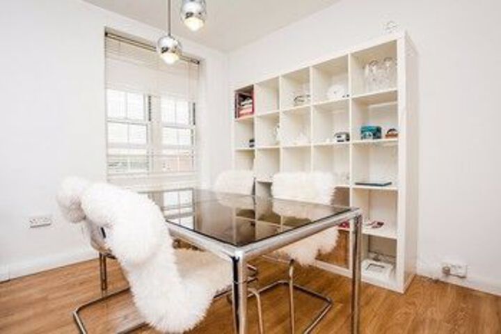 Room 14 of 23