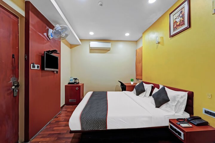 Room 8 of 22
