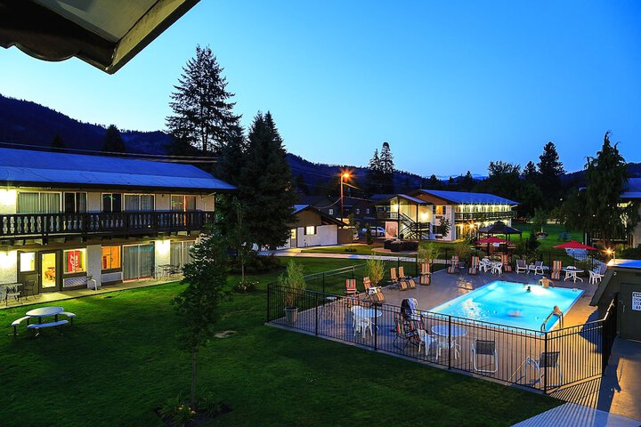 Pool 45 of 72