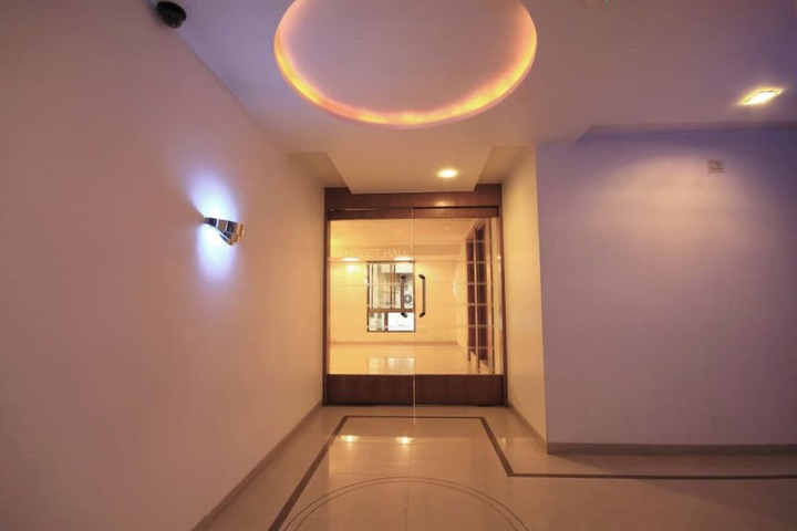 Ballroom/Hall 57 of 66