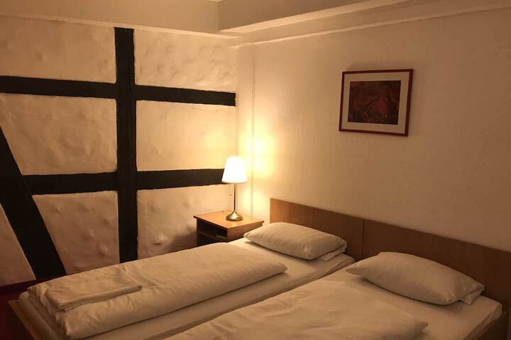 Room 7 of 31