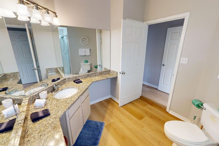 Room 15 of 82
