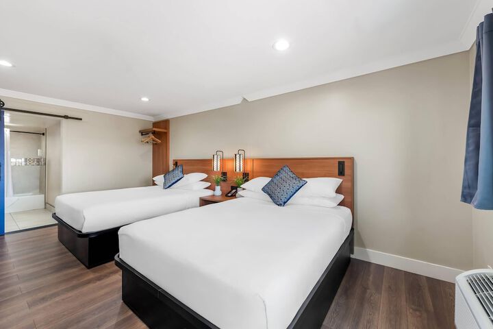 Room 42 of 71