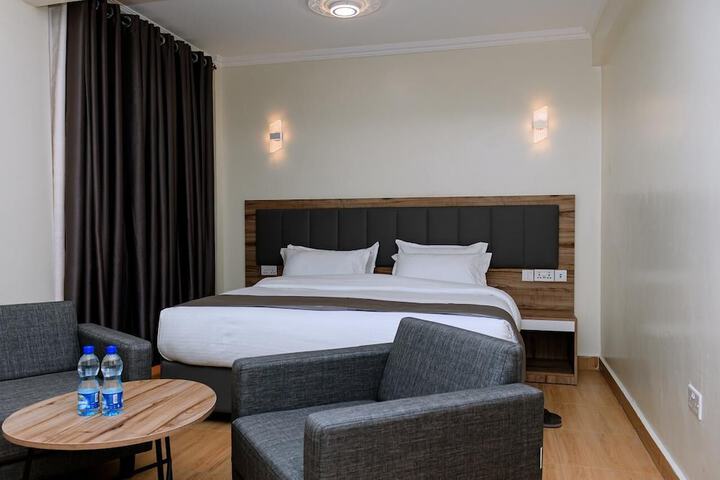 Room 4 of 21