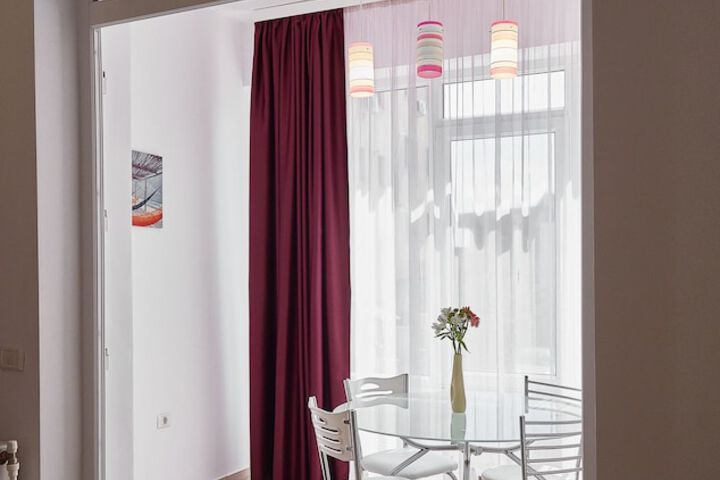Room 119 of 230
