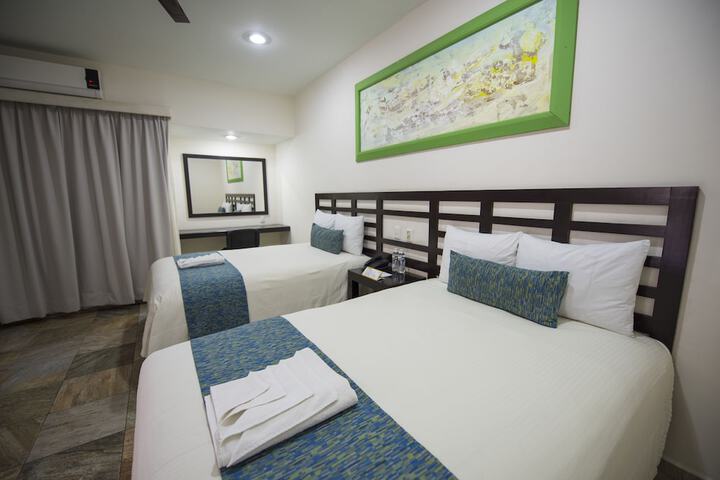 Room 6 of 35