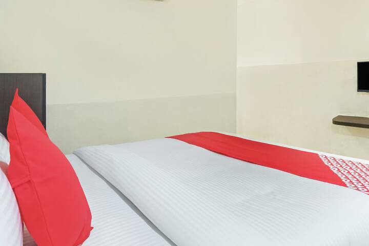Room 18 of 24