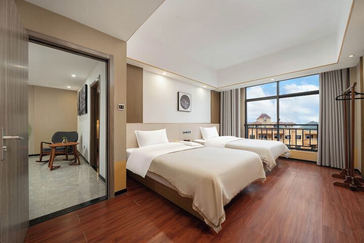 Room 14 of 79