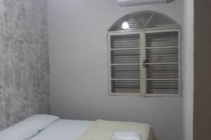 Room 49 of 98