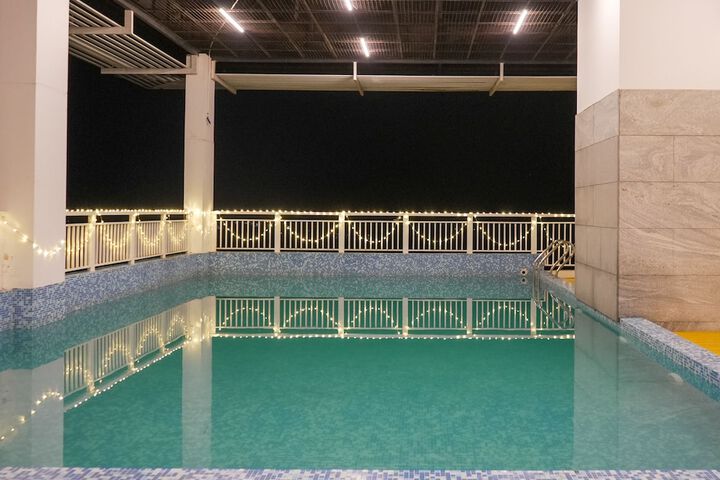 Pool 49 of 209