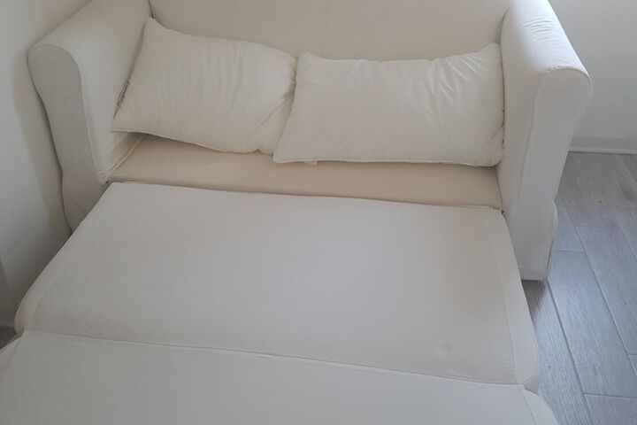 Room 16 of 23