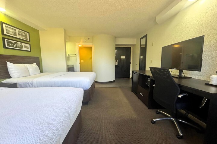 Room 56 of 95