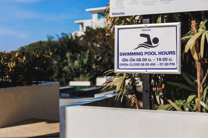 Pool 209 of 213