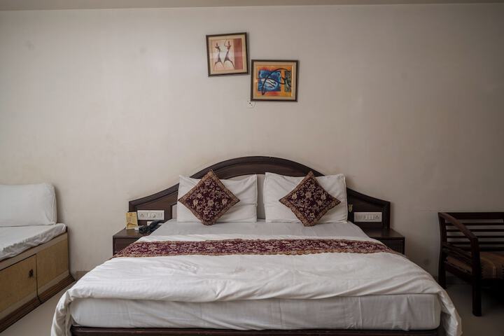 Room 45 of 159