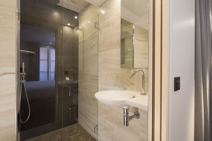 Clean Restrooms
