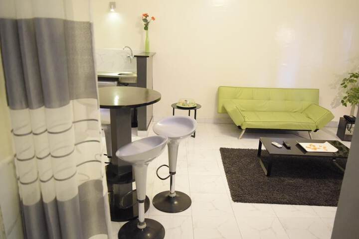 Room 14 of 40