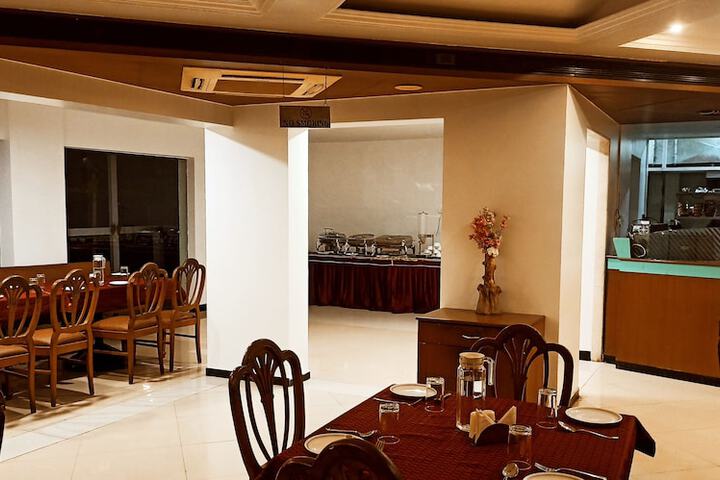 Dining 157 of 181