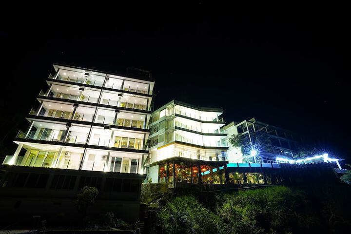 Hotel 38 of 39