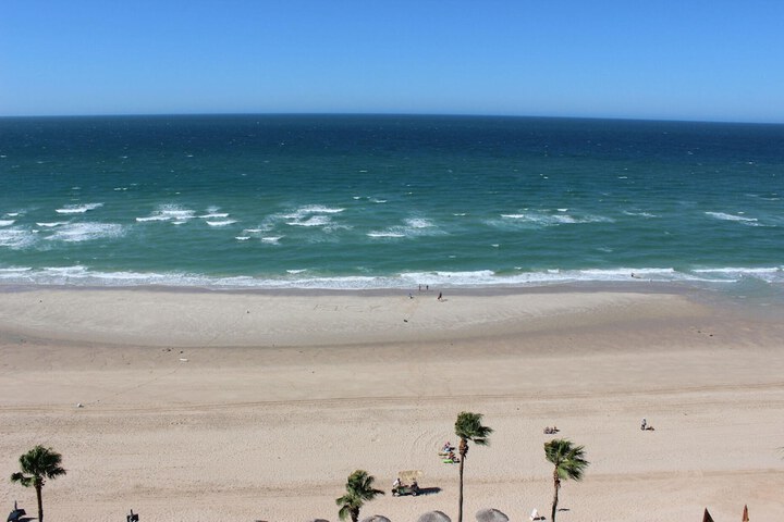 Beach 593 of 599