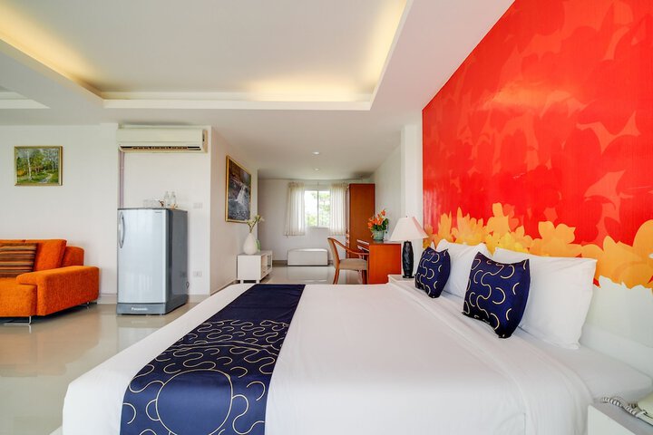 Room 16 of 70