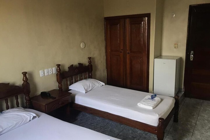 Room 21 of 47