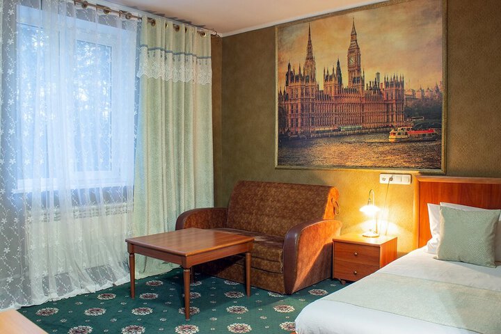 Room 3 of 56