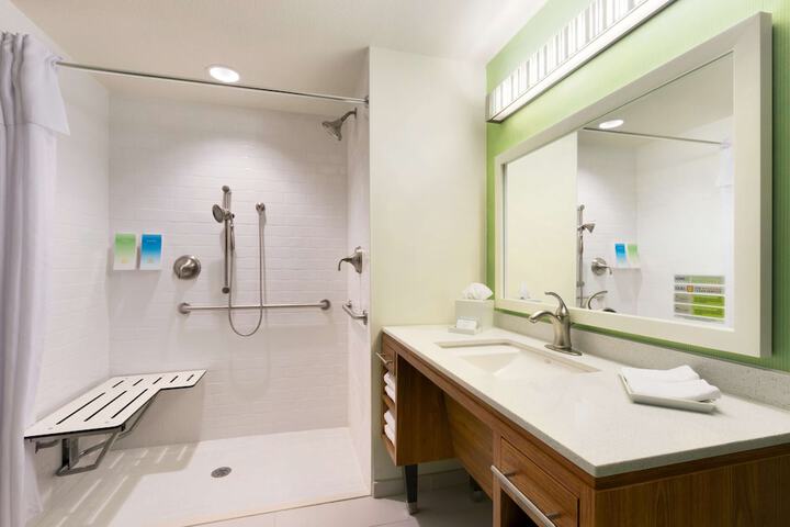 Bathroom shower