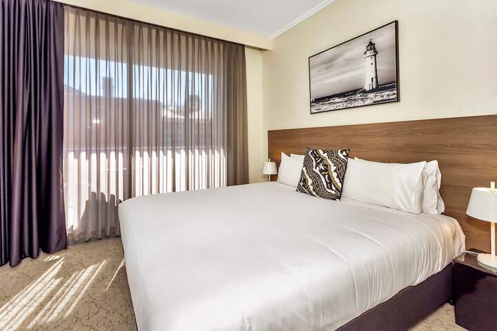 Room 10 of 44
