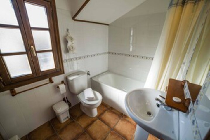 Room 3 of 26