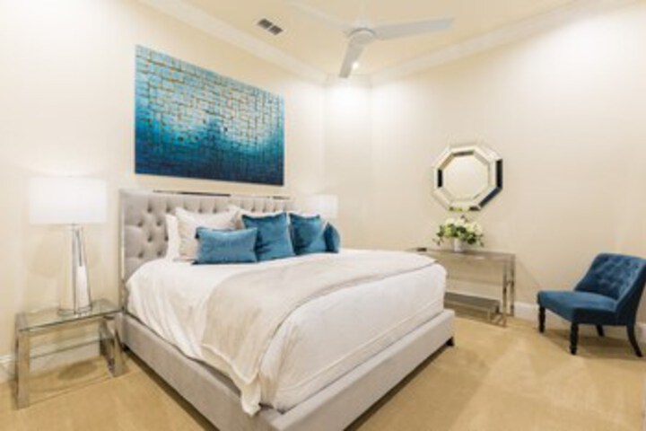 Room 43 of 50