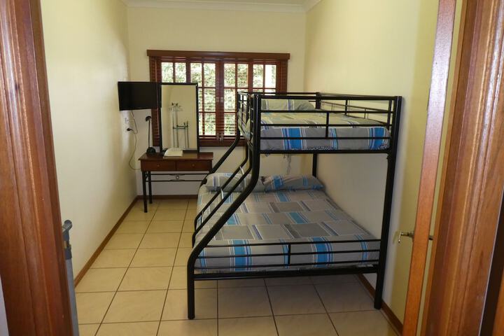Room 8 of 39