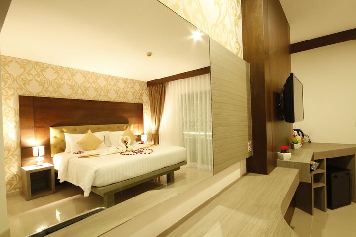 Room 15 of 39