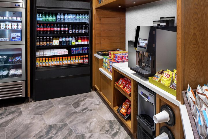 Snack bar