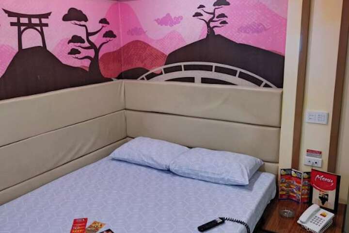 Room 19 of 43